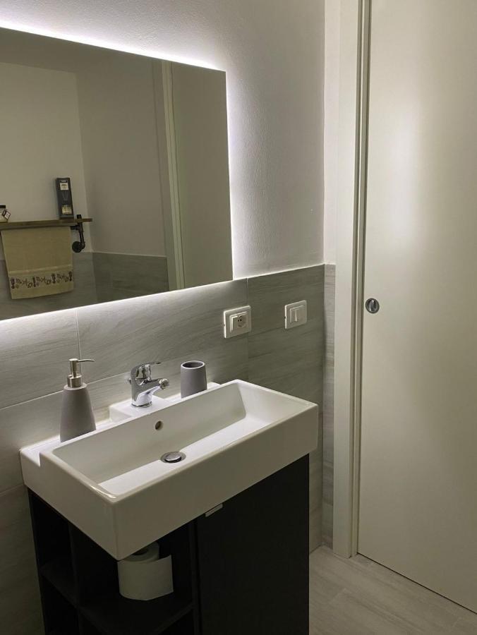 Da Nord A Sud - Loft Con Soppalco Villa Termoli Luaran gambar